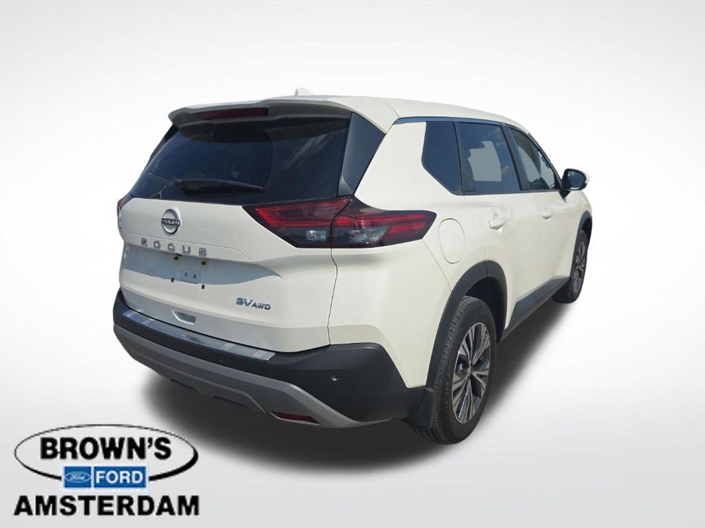 2023 Nissan Rogue SV - 6