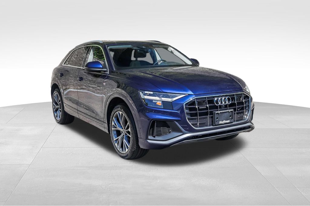  2022 Audi Q8 quattro Premium Plus 55 TFSI   