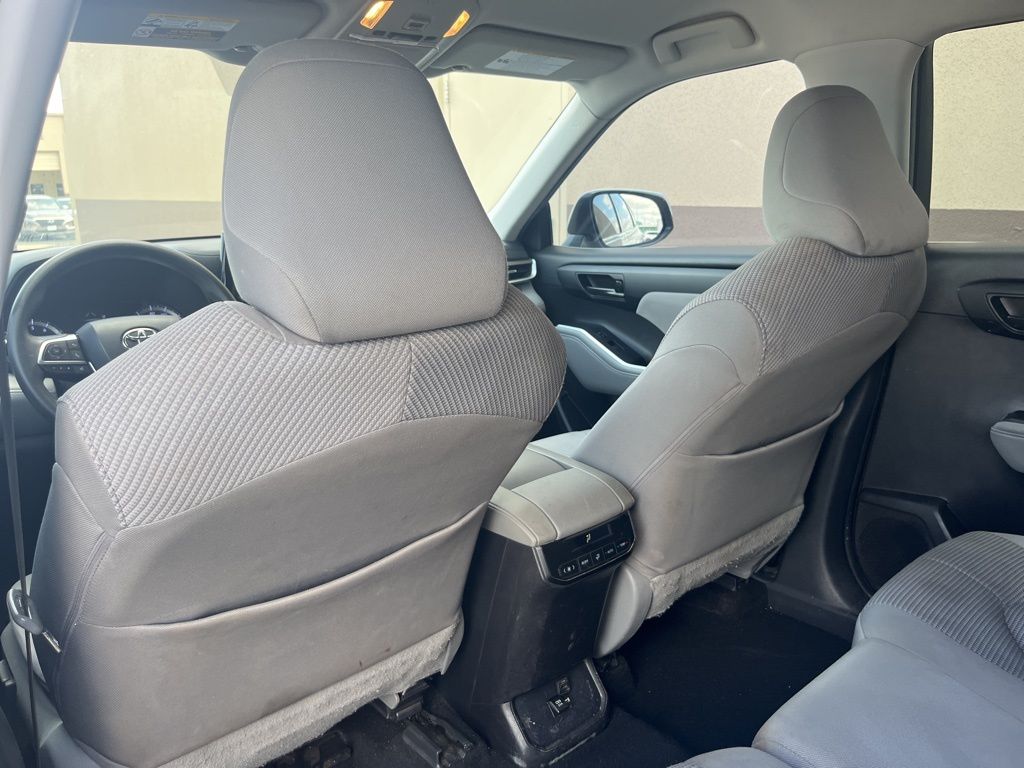 Thumbnail: 2020 Toyota Highlander - 13