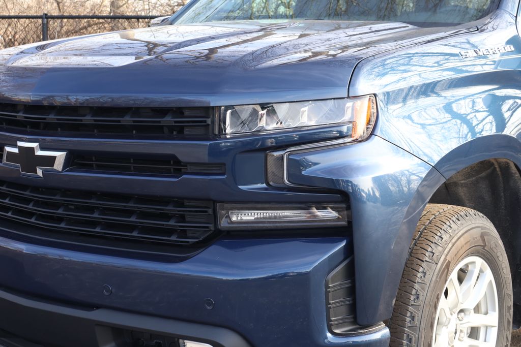 Thumbnail: 2022 Chevrolet Silverado 1500 - 3