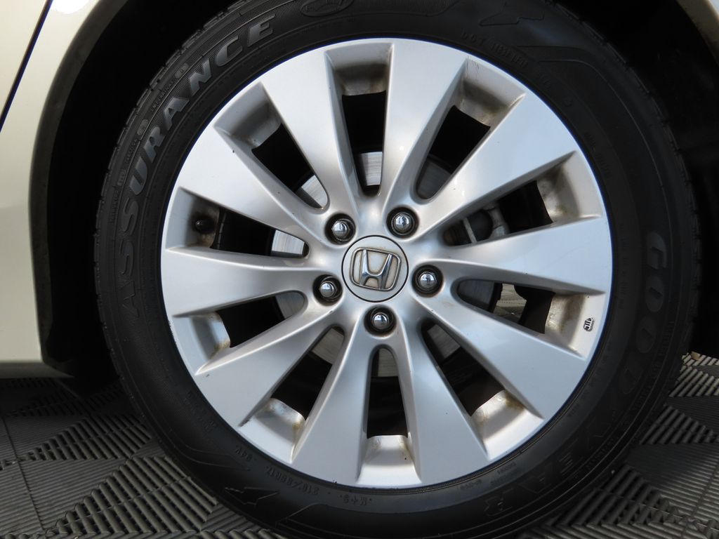 2015 Honda Accord EX-L 31