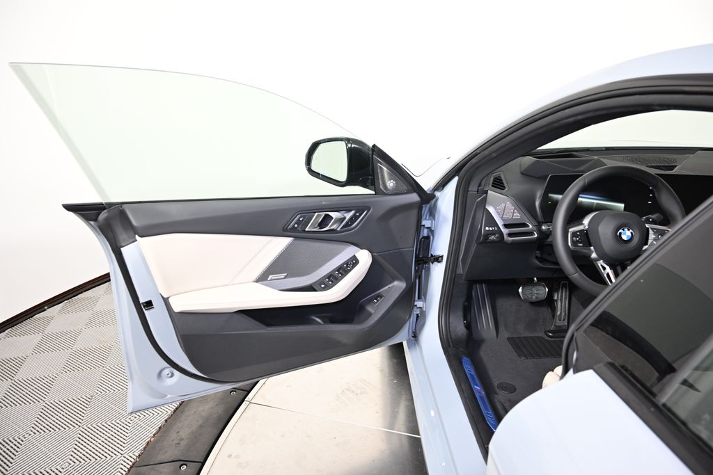 Thumbnail: 2026 BMW 2 Series - 21