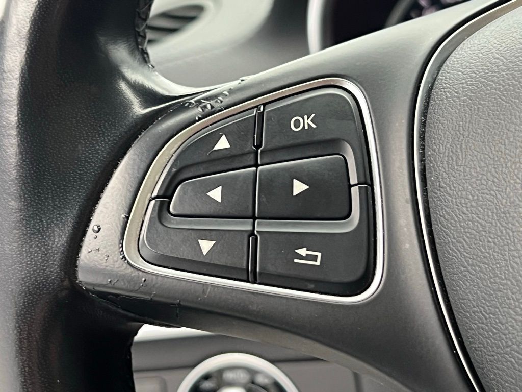 Thumbnail: 2018 Mercedes-Benz GLE - 19