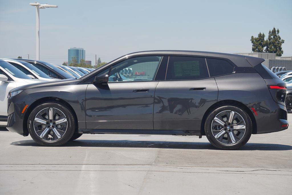 Thumbnail: 2026 BMW iX - 4