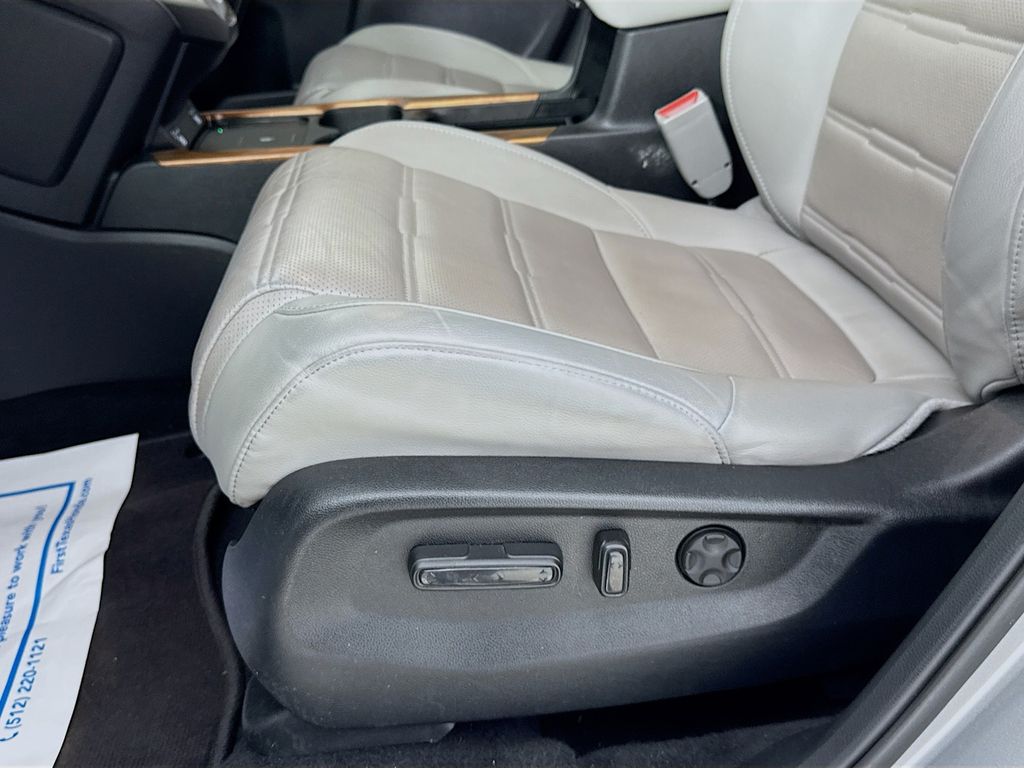Used Car 2020 Honda Cr-v  Touring For Sale Under $25,000 In Austin, Texas