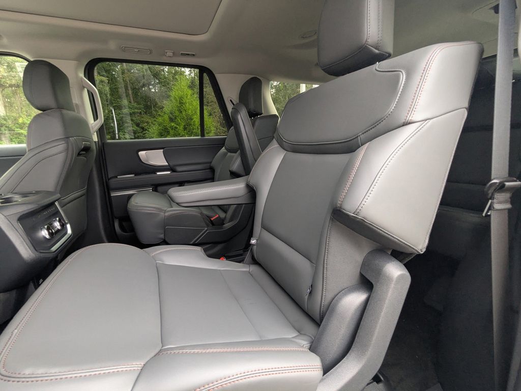 2025 Ford Expedition Active MAX