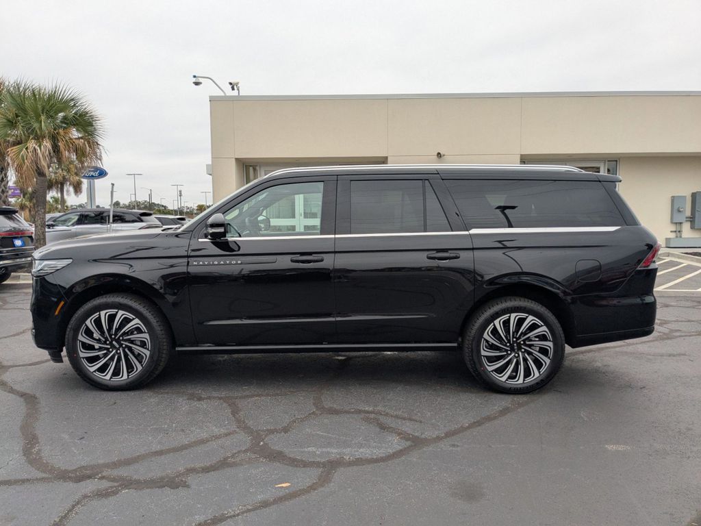 2025 Lincoln Navigator Black Label L