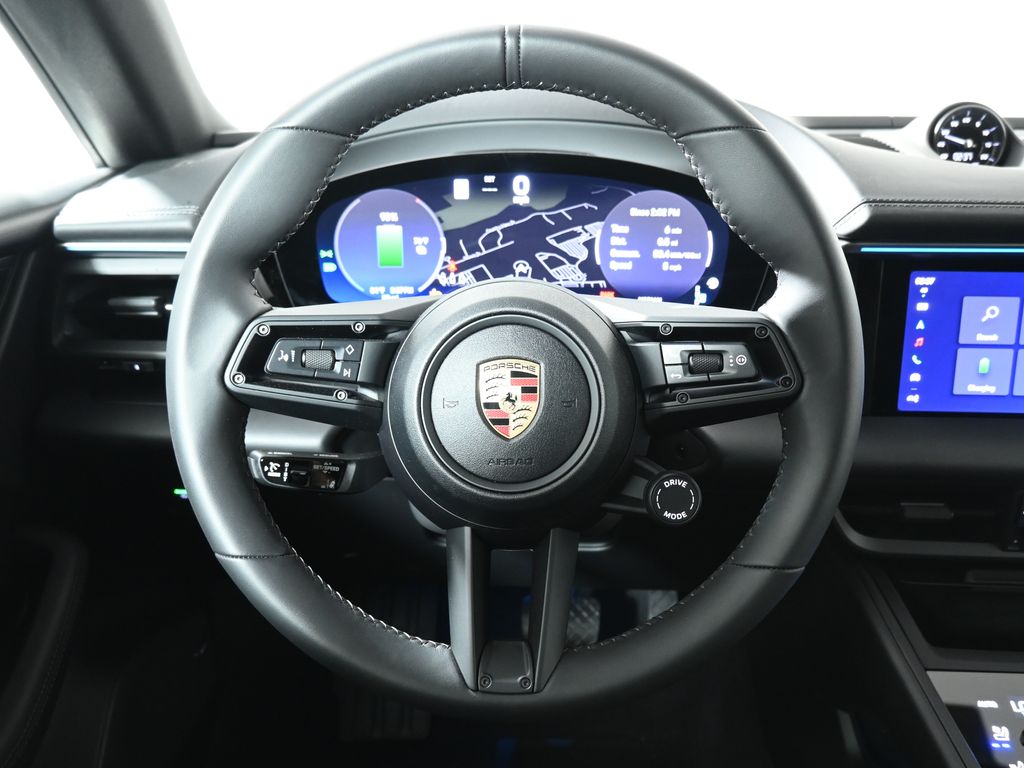 Thumbnail: 2024 Porsche Macan - 17