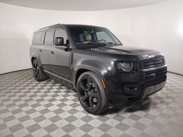 Thumbnail: 2025 Land Rover Defender - 3