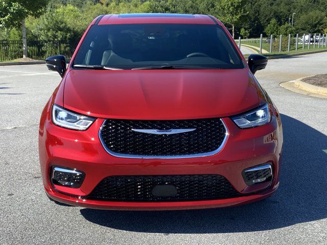 New 2026 Red Chrysler Select image 2