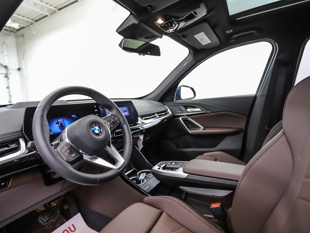 2025 BMW X1 xDrive28i 10