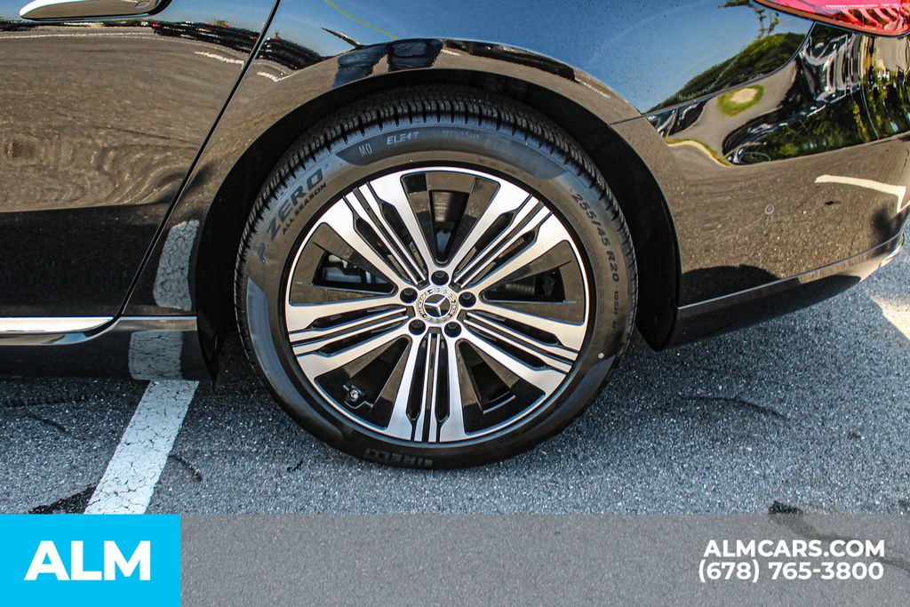 Used 2023 Black Mercedes-Benz 450 image 14