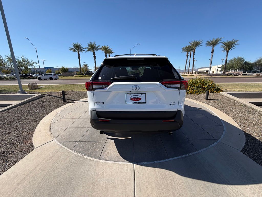 Thumbnail: 2025 Toyota RAV4 - 6