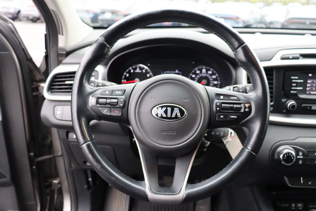 2016 Kia Sorento LX 30