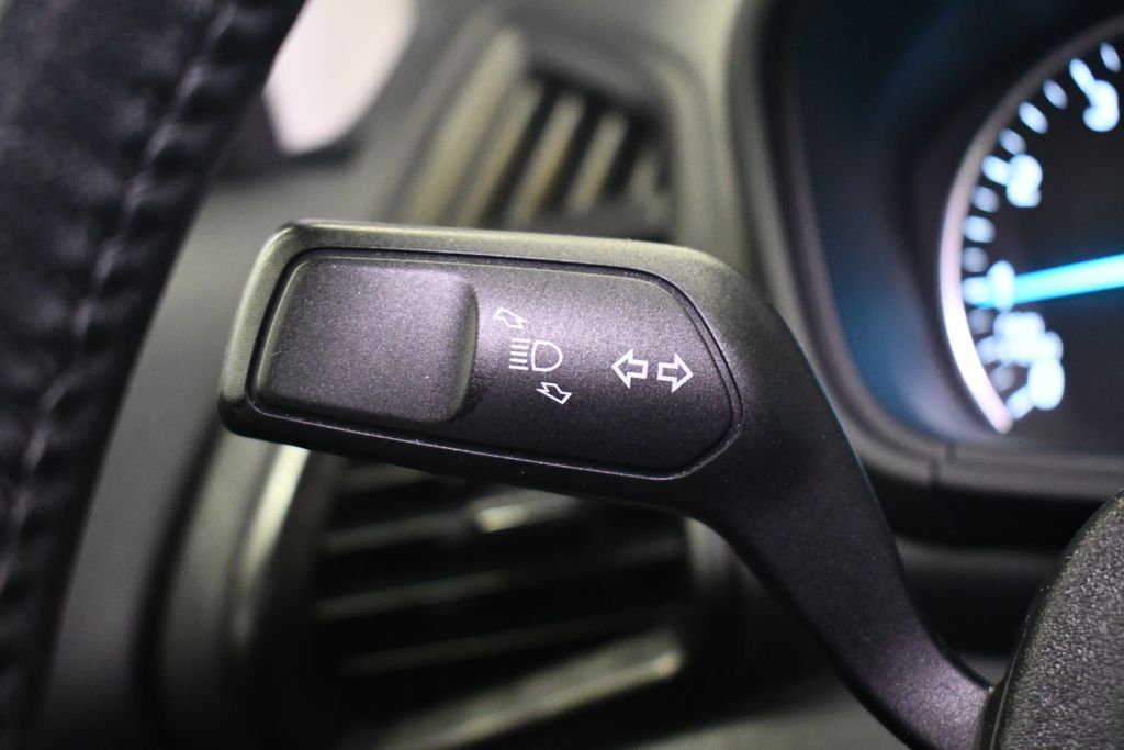 Thumbnail: 2018 Ford EcoSport - 20