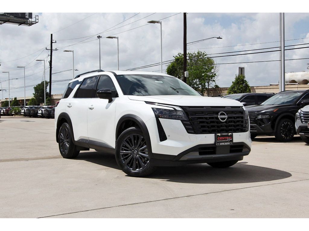 2026 Nissan Pathfinder SL - 0