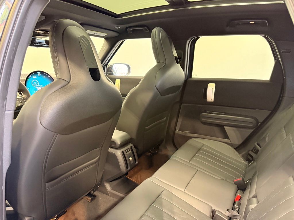 Thumbnail: 2027 MINI Cooper Countryman - 20