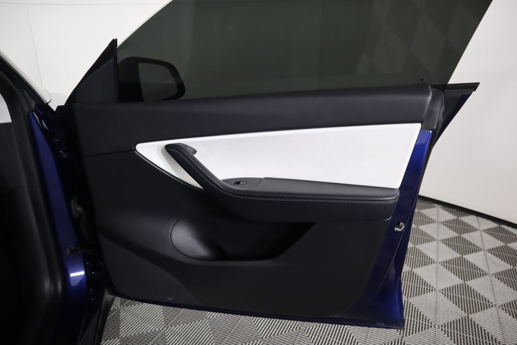 2021 Tesla Model Y Performance 26