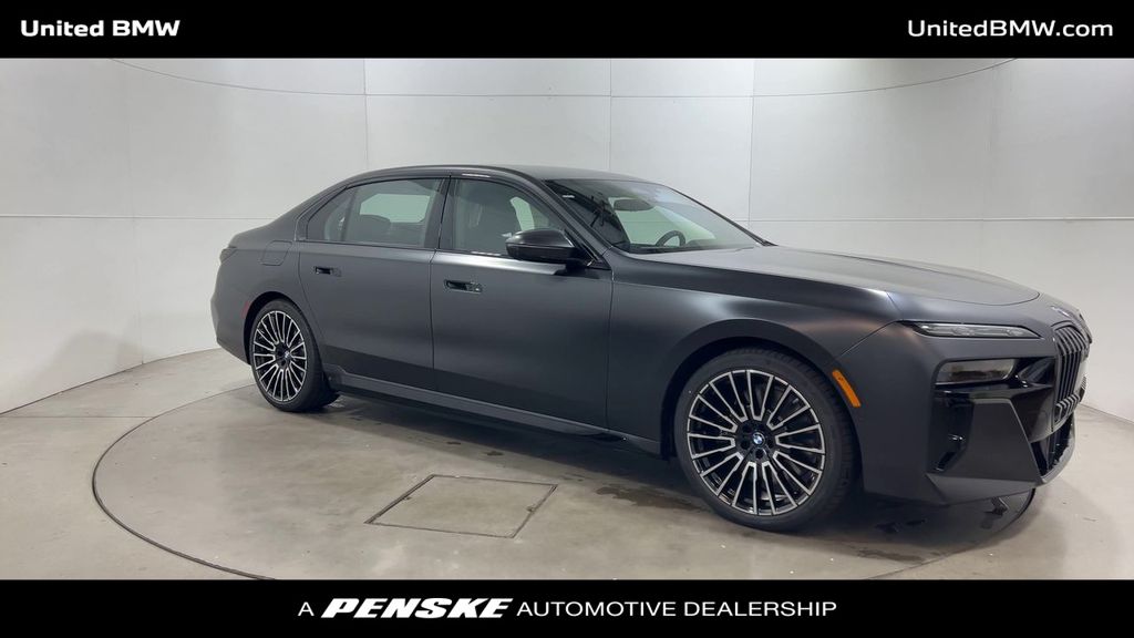 Thumbnail: 2026 BMW 7 Series - 2