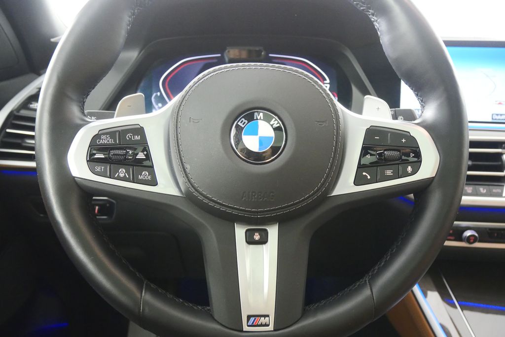Thumbnail: 2022 BMW X5 - 22