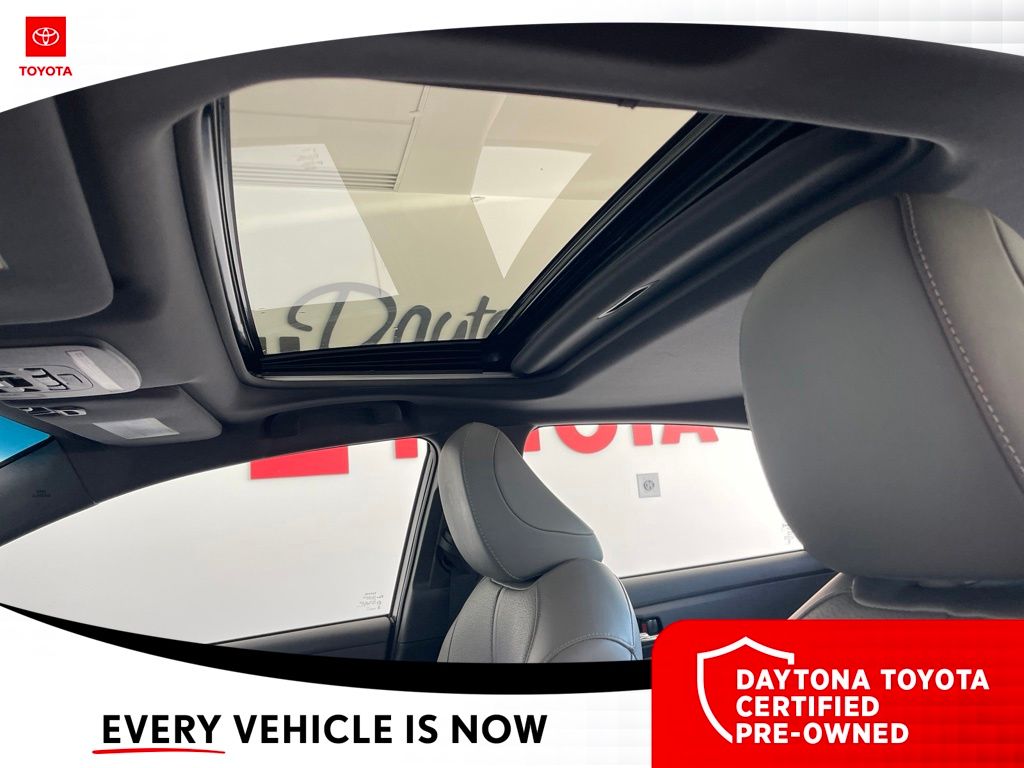 Used 2021 Toyota Avalon Hybrid Sedan