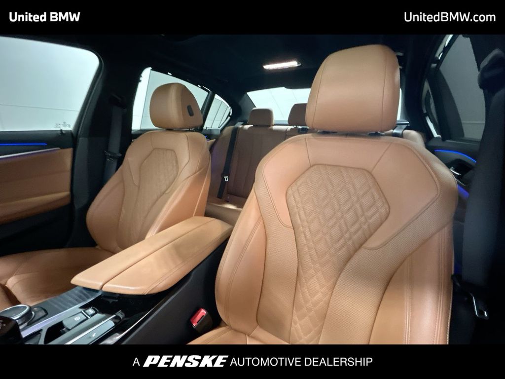 2022 BMW 5 Series 530i 13