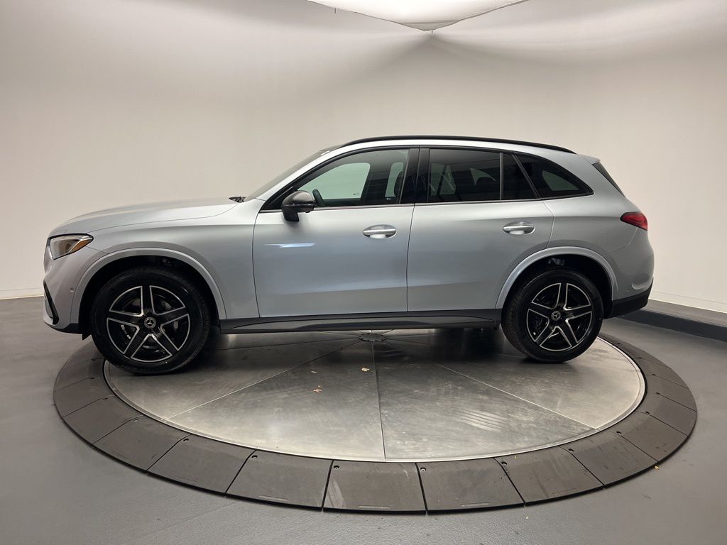 Thumbnail: 2026 Mercedes-Benz GLC - 4
