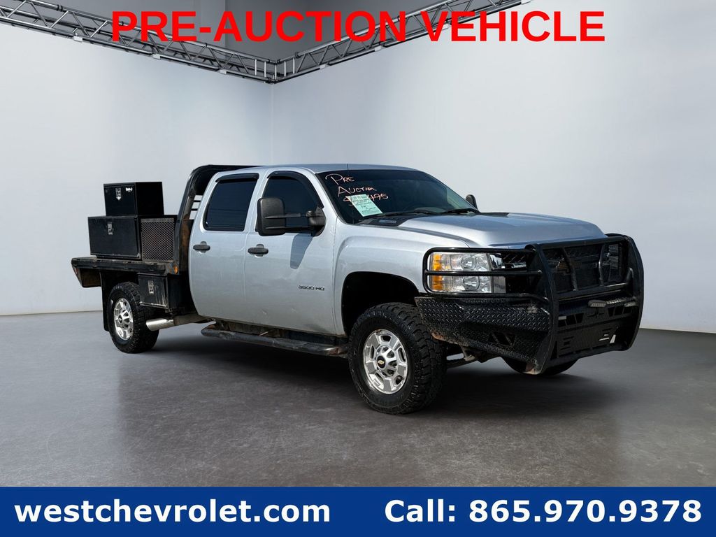 Silver Ice Metallic 2014 Chevrolet Silverado 3500HD Pickup Truck Four-Wheel Drive 6-Speed Automatic