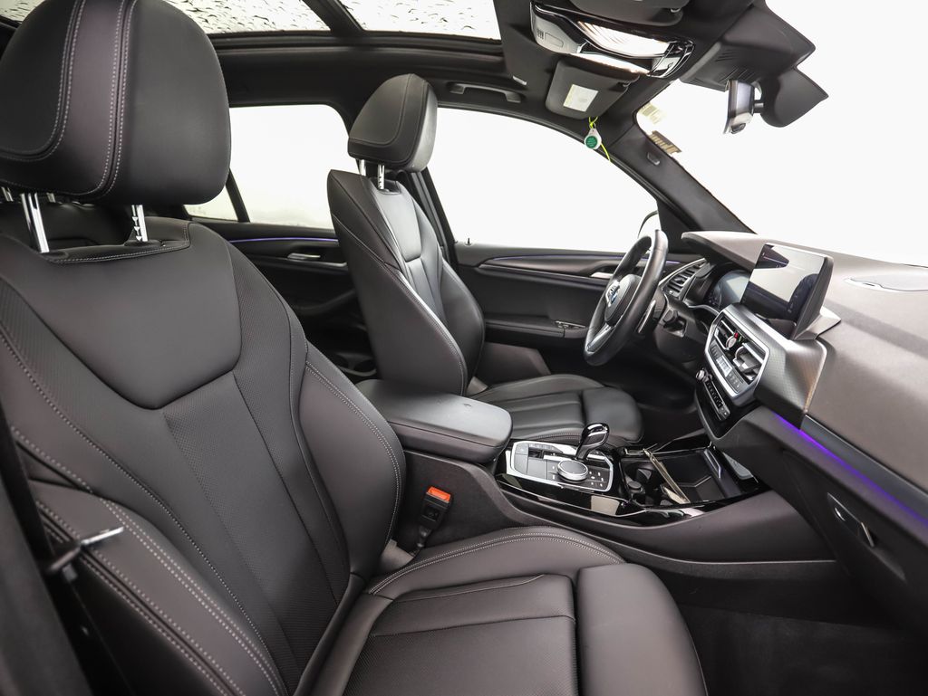 Thumbnail: 2022 BMW X3 - 31