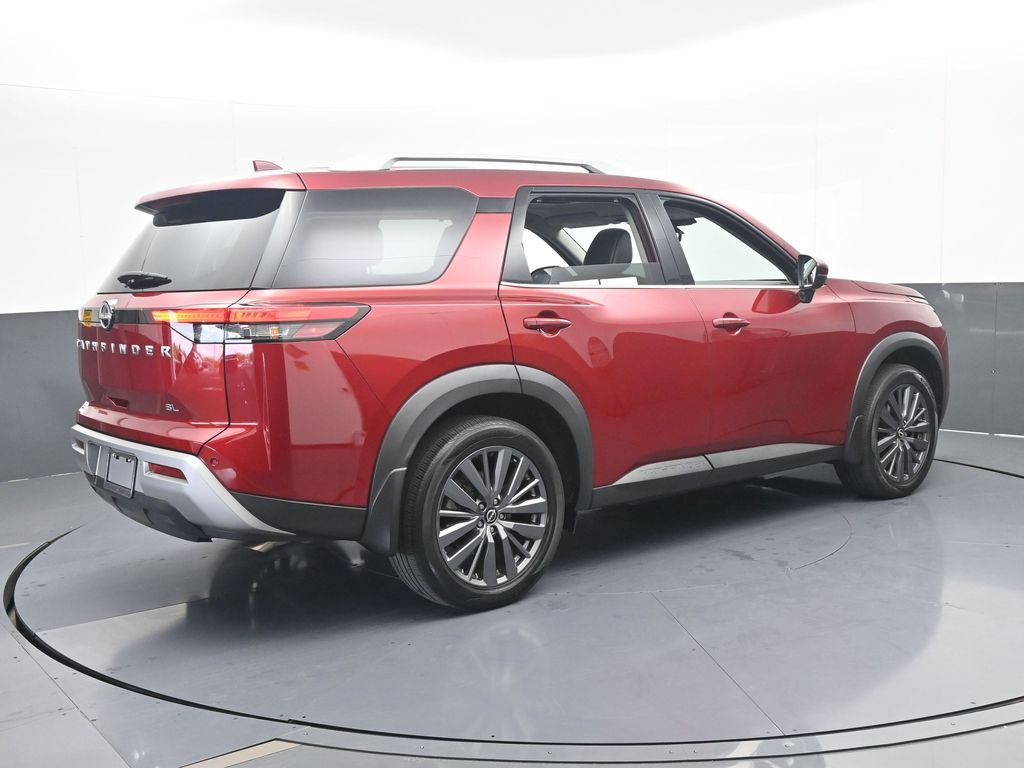 Used 2024 Scarlet Ember Nissan SL image 6