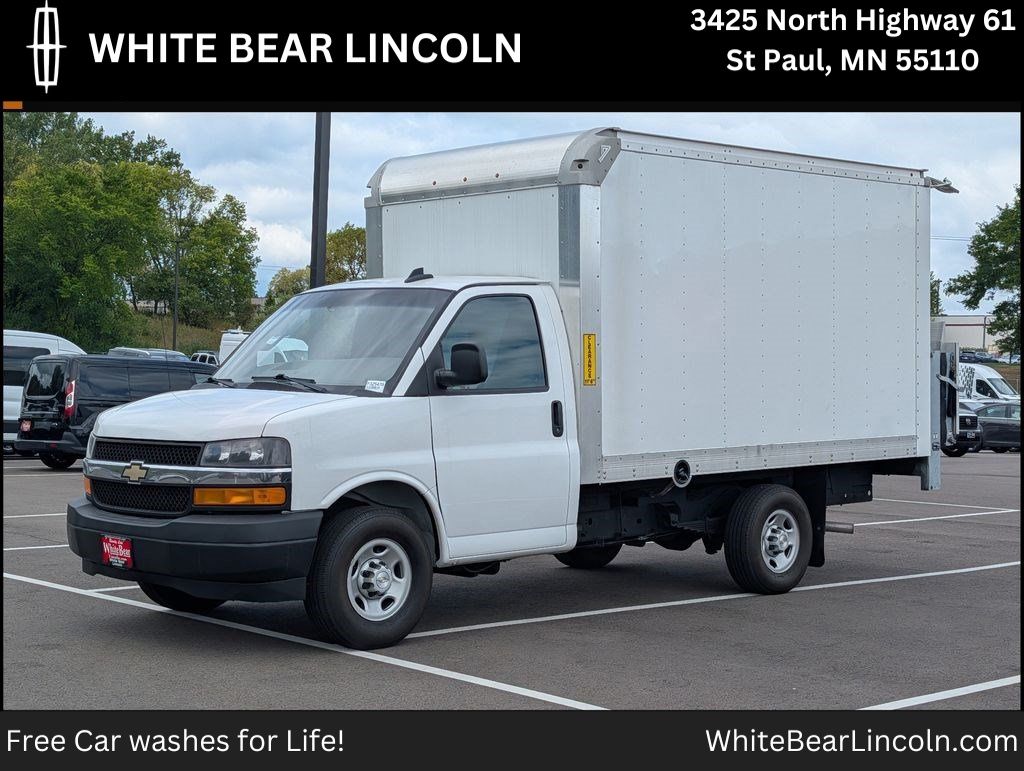 Summit White 2024 Chevrolet Express Chassis Van Rear-Wheel Drive 8-Speed Automatic Overdrive