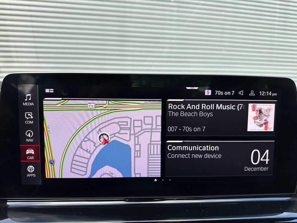 Thumbnail: 2023 BMW M8 - 27