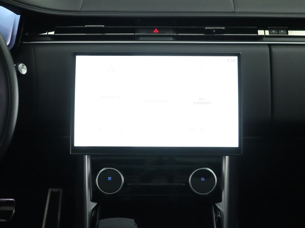Thumbnail: 2023 Land Rover Range Rover - 14