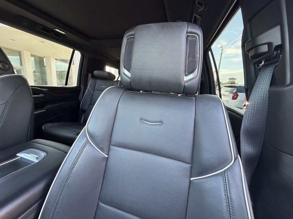 used 2023 Cadillac Escalade ESV car, priced at $72,491