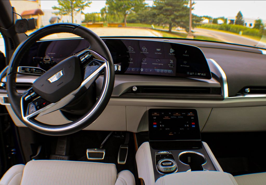 Exterior 10