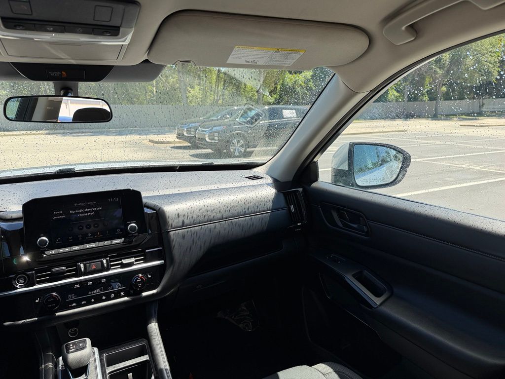 Used 2024 Nissan Pathfinder SUV
