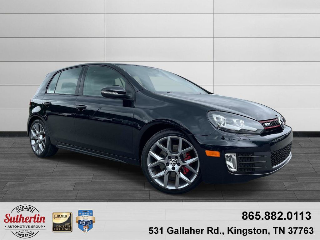 Pearl Metallic 2013 Volkswagen Golf GTI Hatchback 6-Speed Dual Clutch