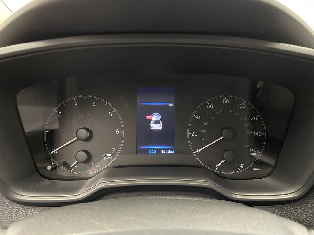 2025 Toyota Corolla LE 23
