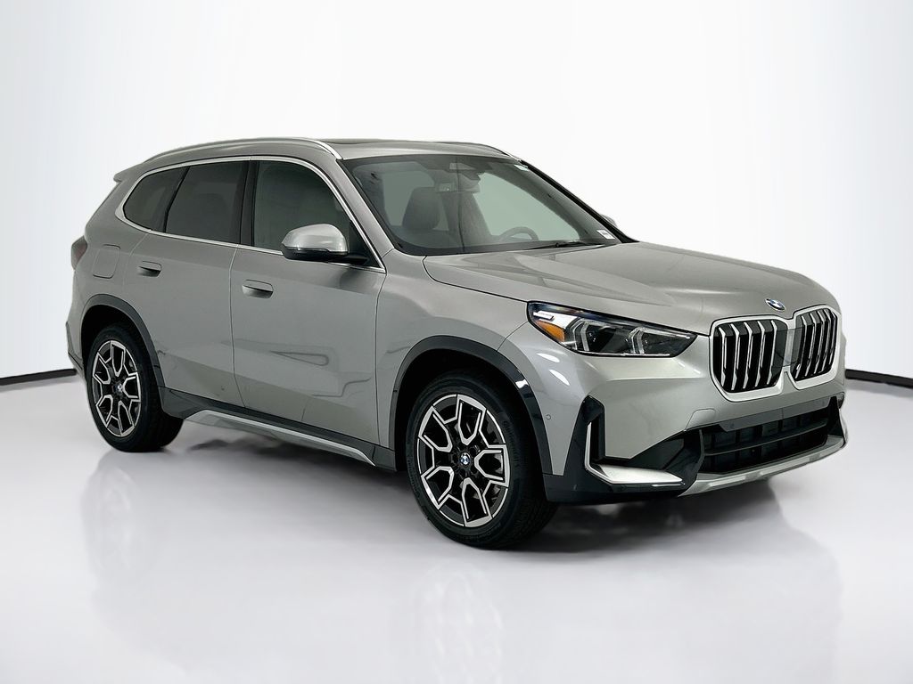 Thumbnail: 2026 BMW X1 - 3