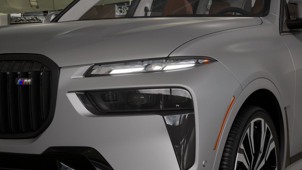 2026 BMW X7 M60i 6