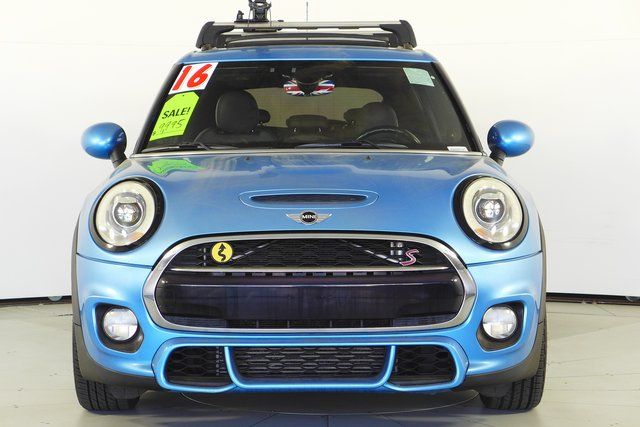 2016 MINI Cooper S Base 3