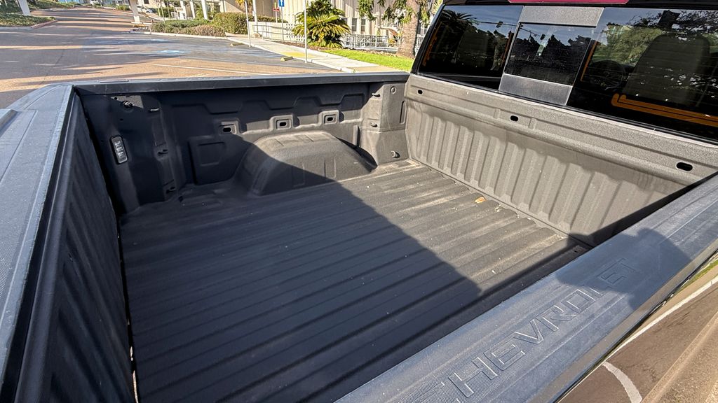 Used 2020 Chevrolet Silverado 1500 RST 4D Crew Cab