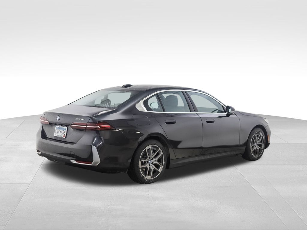 Thumbnail: 2025 BMW i5 - 5