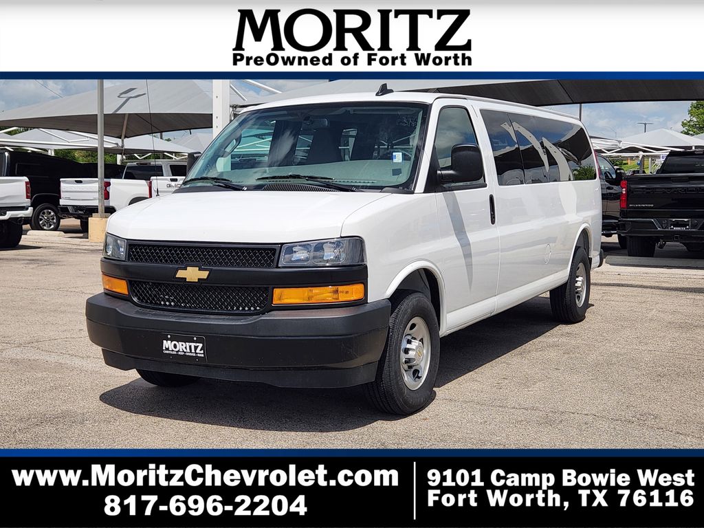 Summit White 2025 Chevrolet Express 3500 LS Extended RWD Van Rear-Wheel Drive