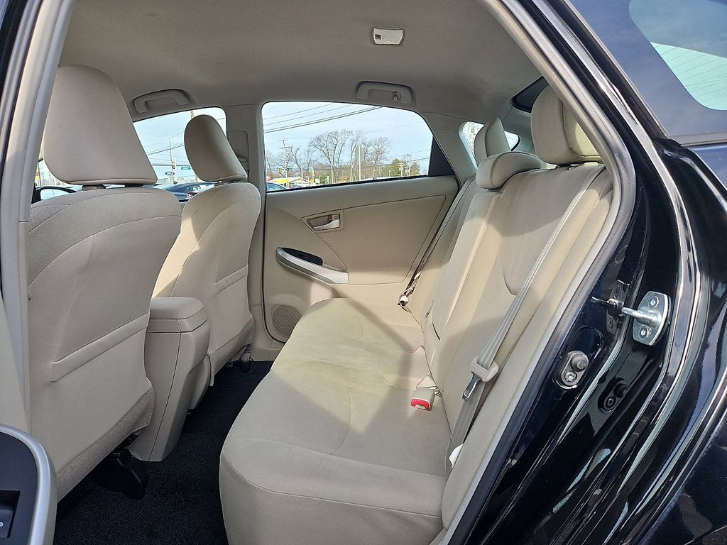 Thumbnail: 2014 Toyota Prius - 12