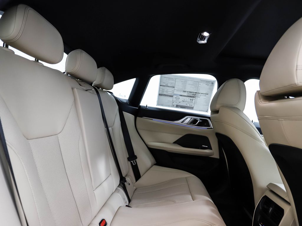 Thumbnail: 2025 BMW i4 - 26