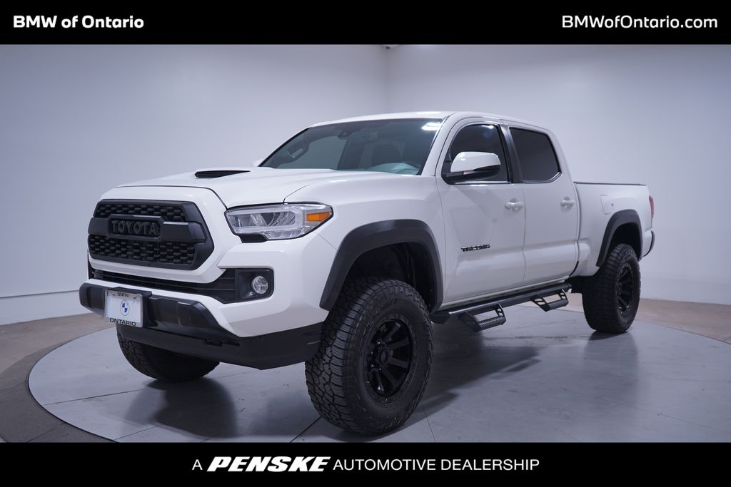 2019 Toyota Tacoma TRD Sport 1