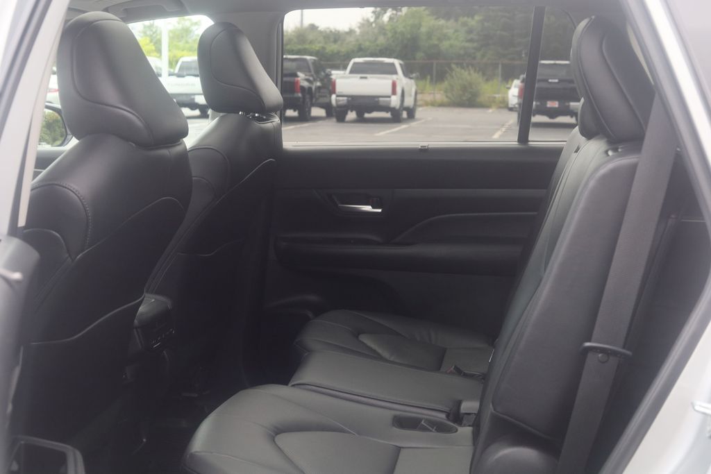 Used 2025 Toyota Grand Highlander SUV