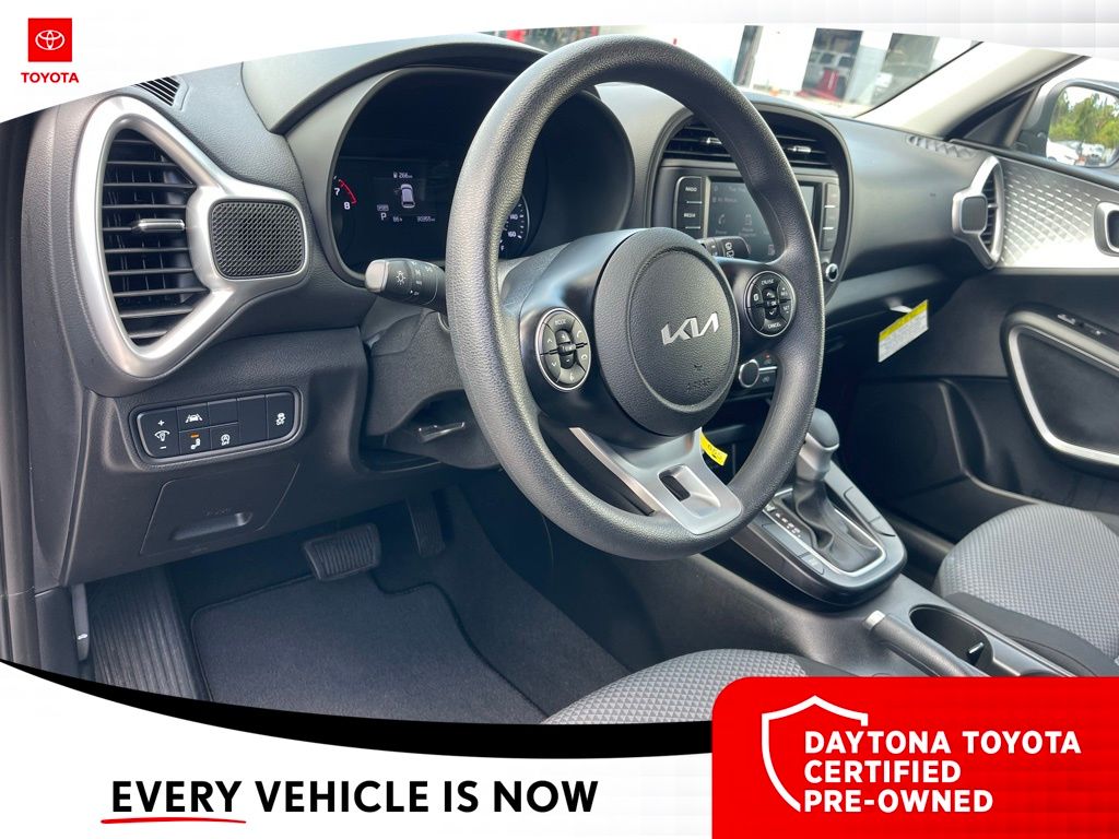 2022 Kia Soul LX photo 21
