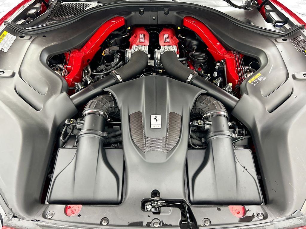 Thumbnail: 2019 Ferrari Portofino - 26